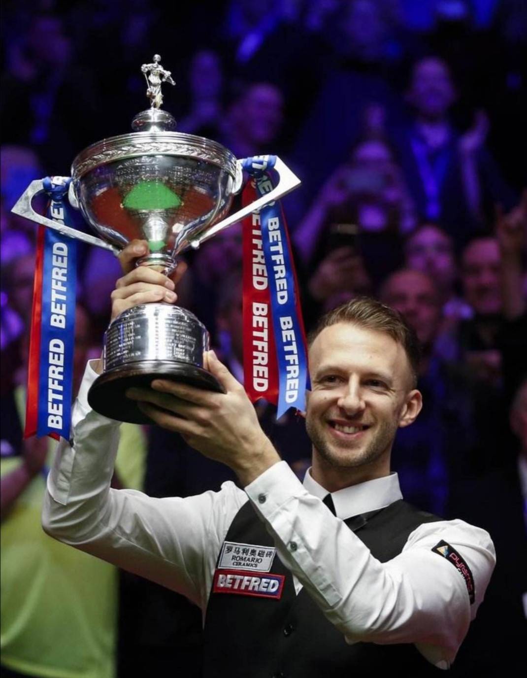 中占据四项 中占据四项